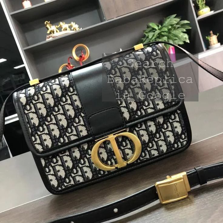 Christian Dior CD Montaigne Oblique Logo Chain Shoulder Bag