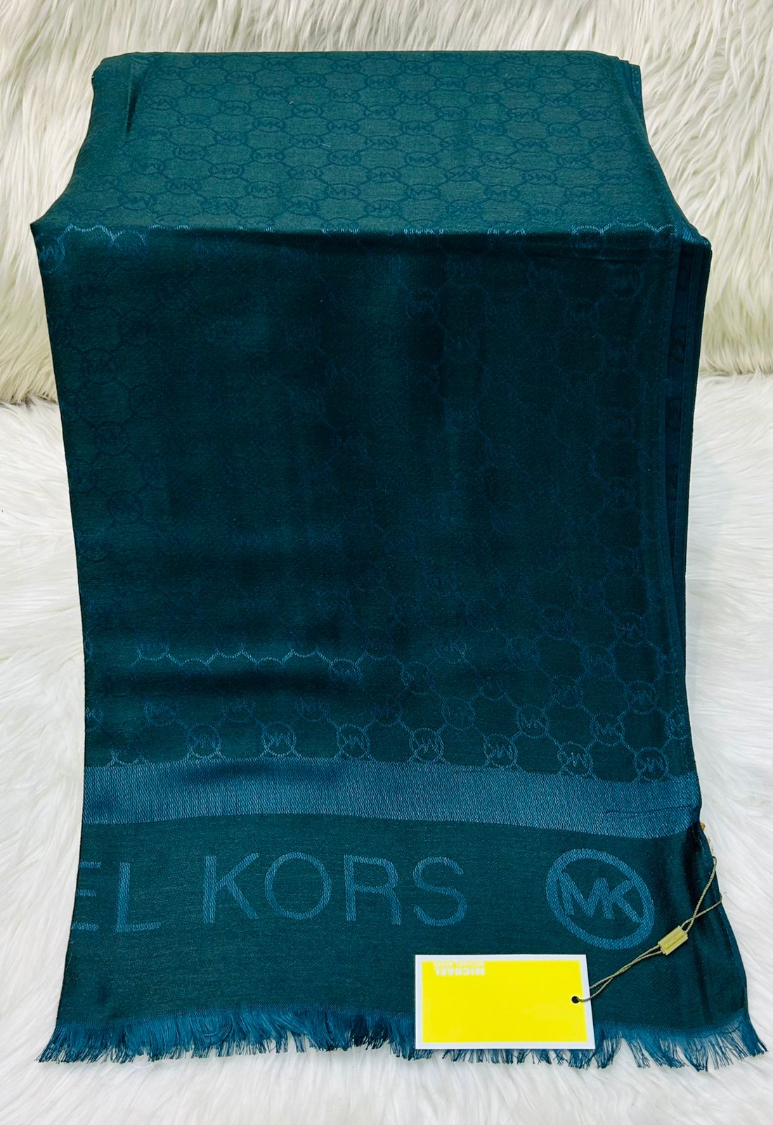 Michael Kors MK Scarf 1