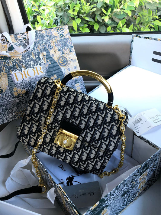 Famous Brand CD Chris-tian Di-or Shoulder Bag for Women
