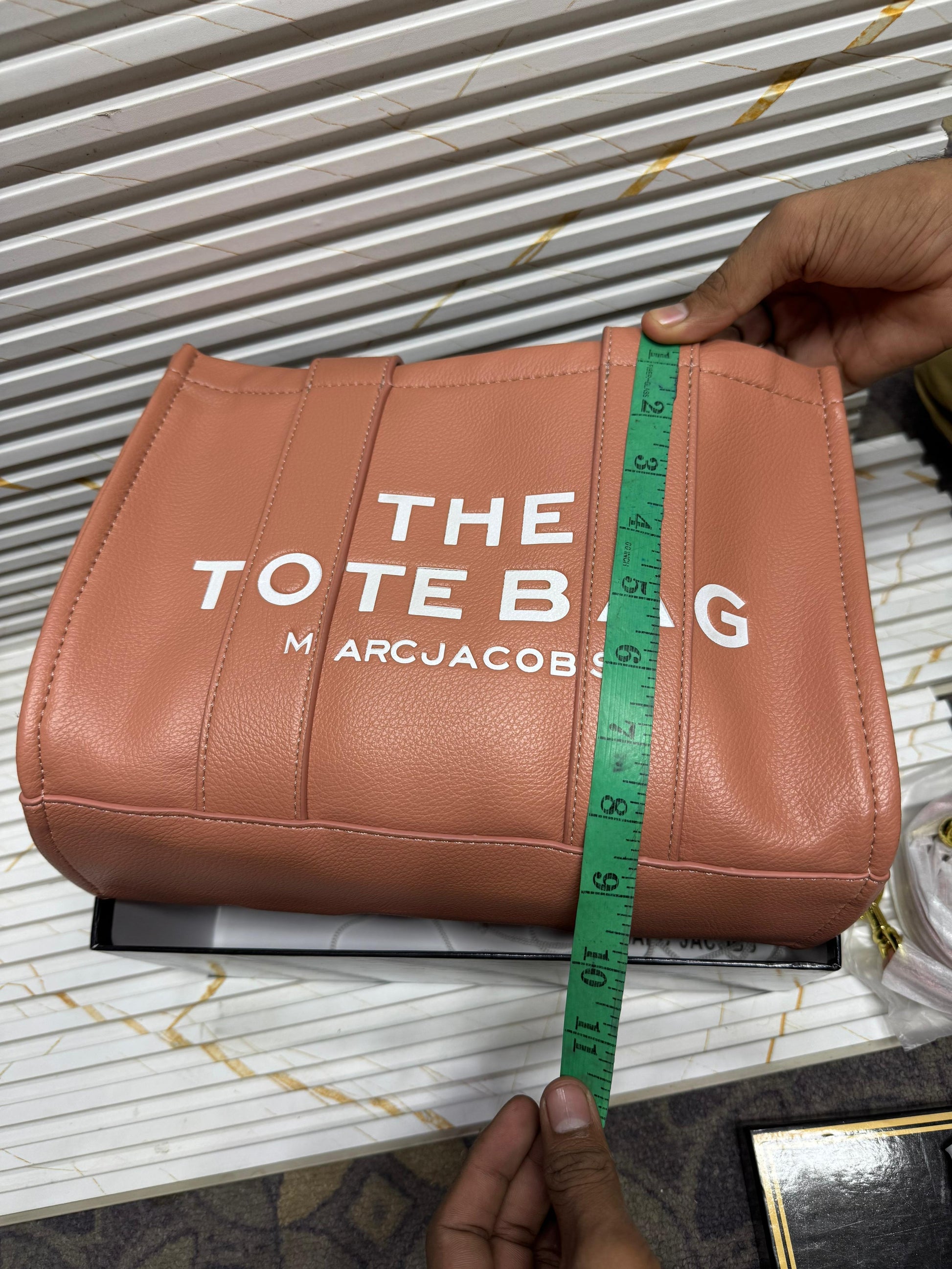 Marc Jacob MJ The Tote Bag Small Size