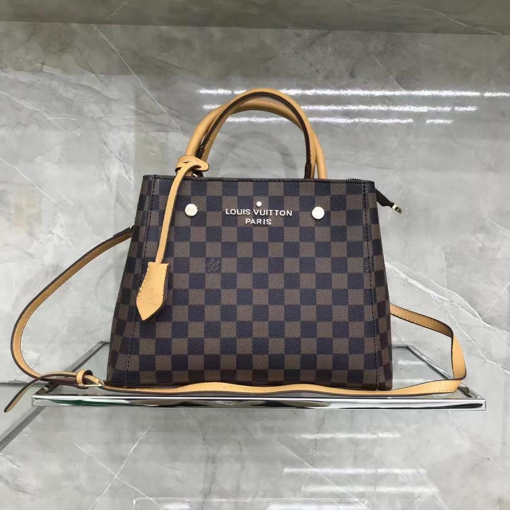 Louis Vuitton LV Montaigne Handbag MM