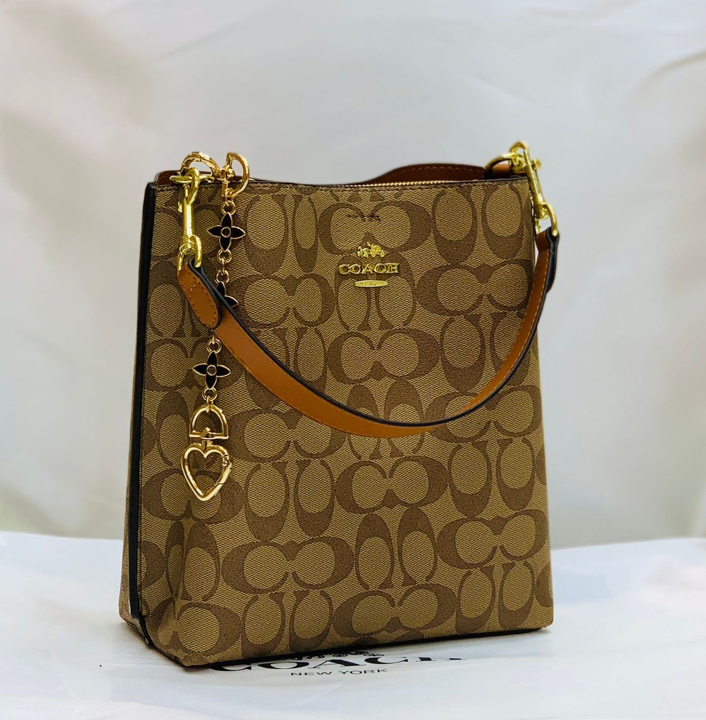 Luxury Co-ach Bucket Bag Premium Quality Shoulder Bag by StyleIcon247