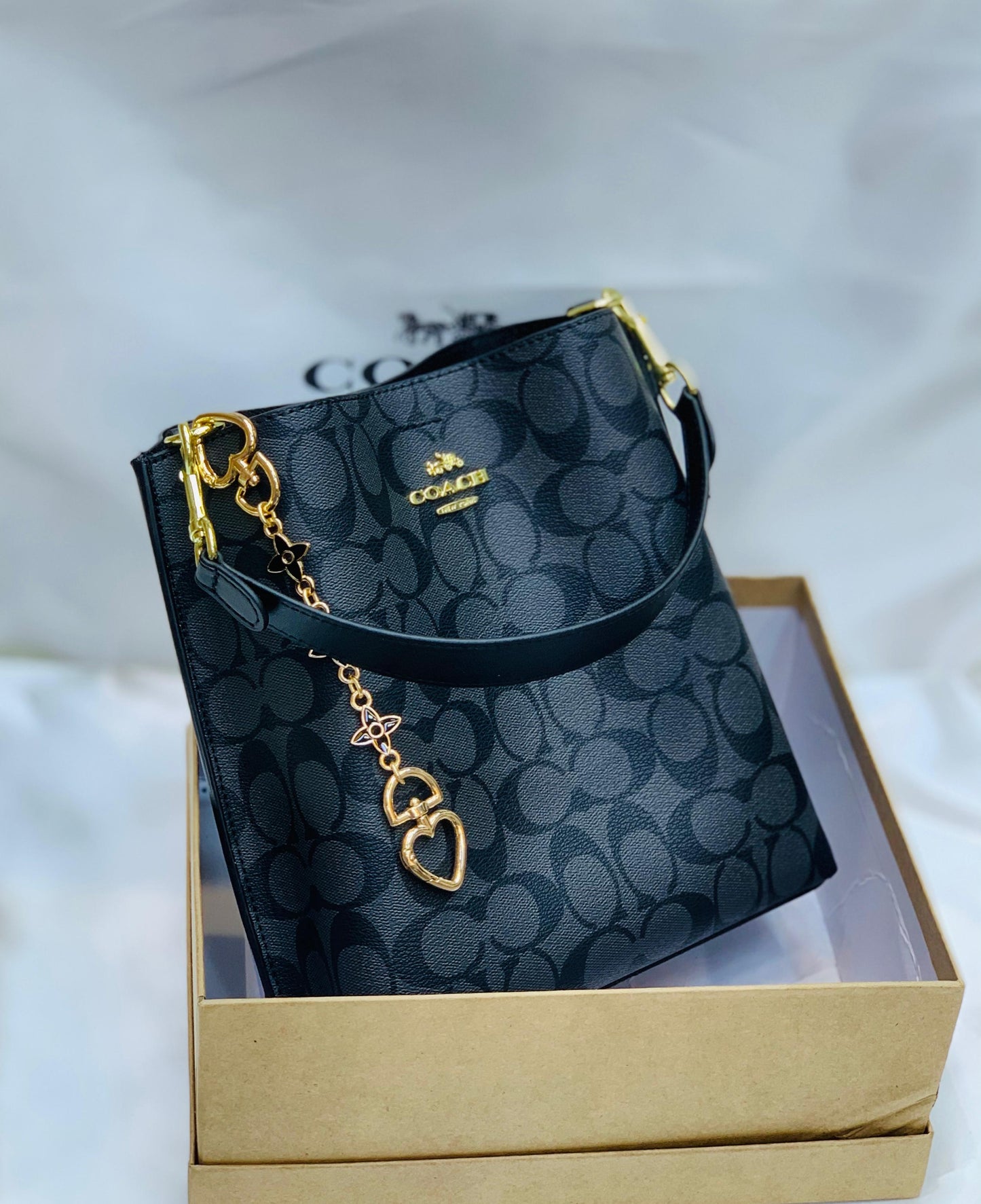 Luxury Co-ach Bucket Bag Premium Quality Shoulder Bag by StyleIcon247