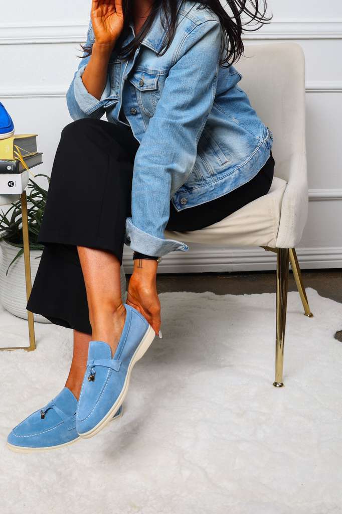 Lo ro Pia na Light Blue Color Shoes for Women