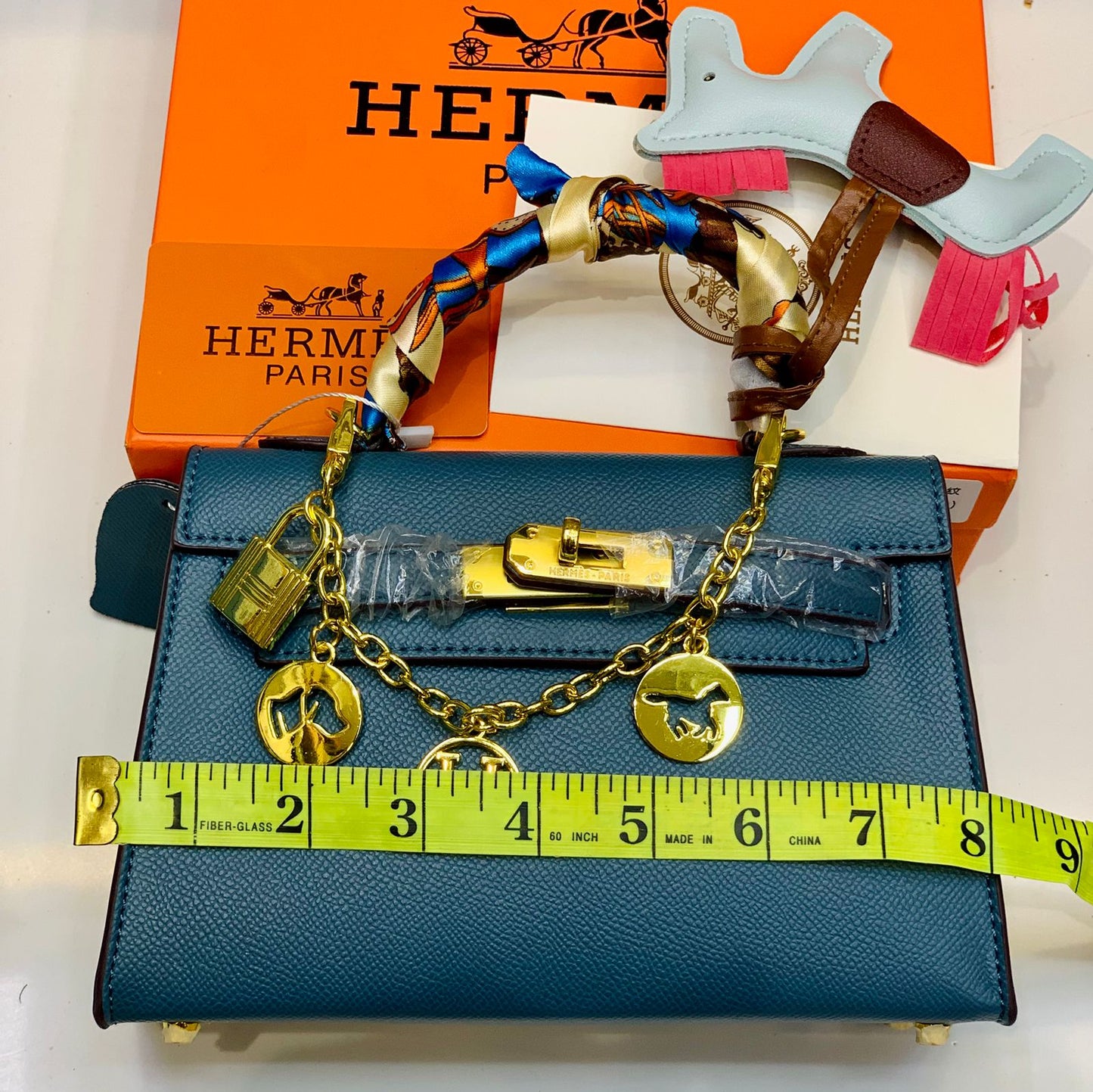 Famous Brand Her-mes Kelly 20cm with Horse and Ornament Handbag for Women