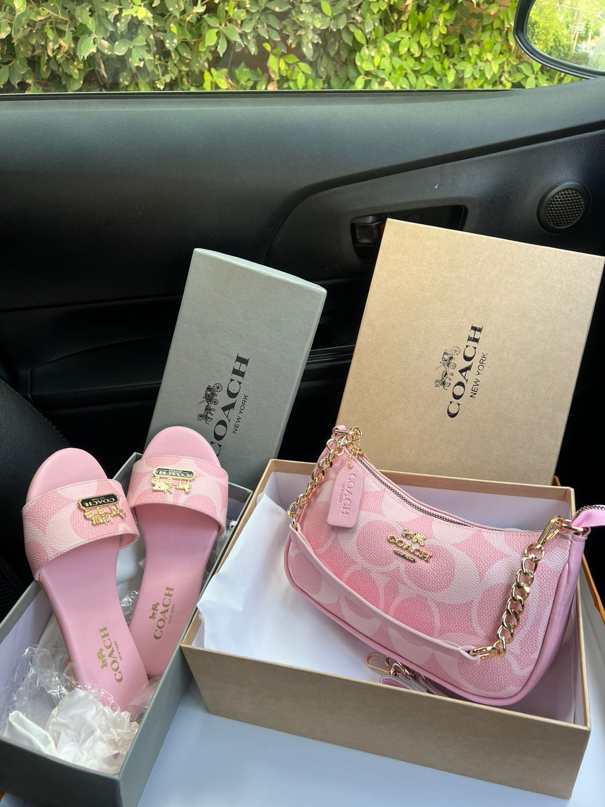 Famous Co-ach Pink Combo Teri Shoulder Bag with Pink Coach Slippers for Women