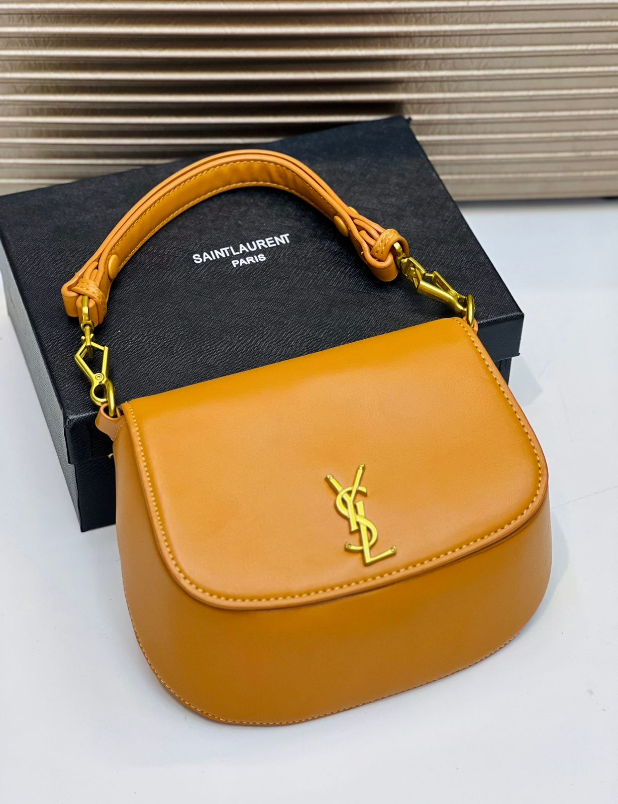 Famous Brand YSL Yv-es Sa-int Lau-rent Shoulder Bag for Women