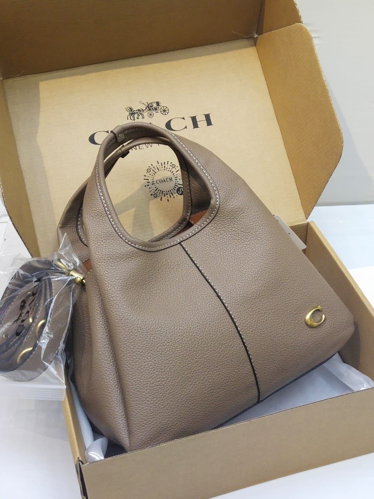 Luxury Co-ach Lana Shoulder Bag for Women