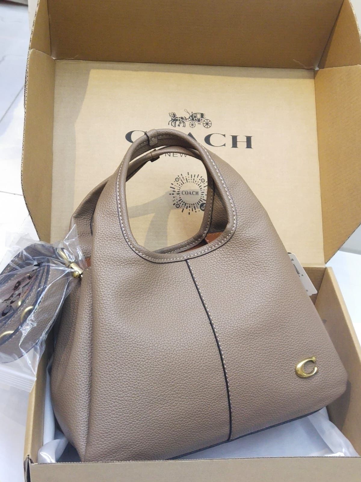 Luxury Co-ach Lana Shoulder Bag for Women