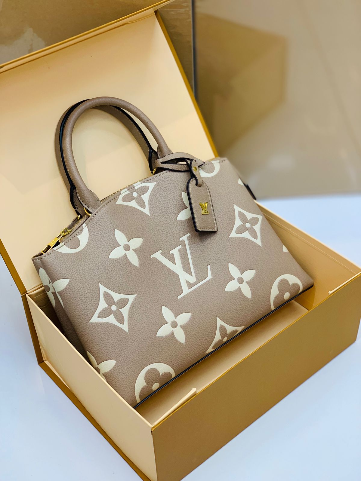 Luxury Brand LV Louis Vuitton Premium Quality Handbag for Women