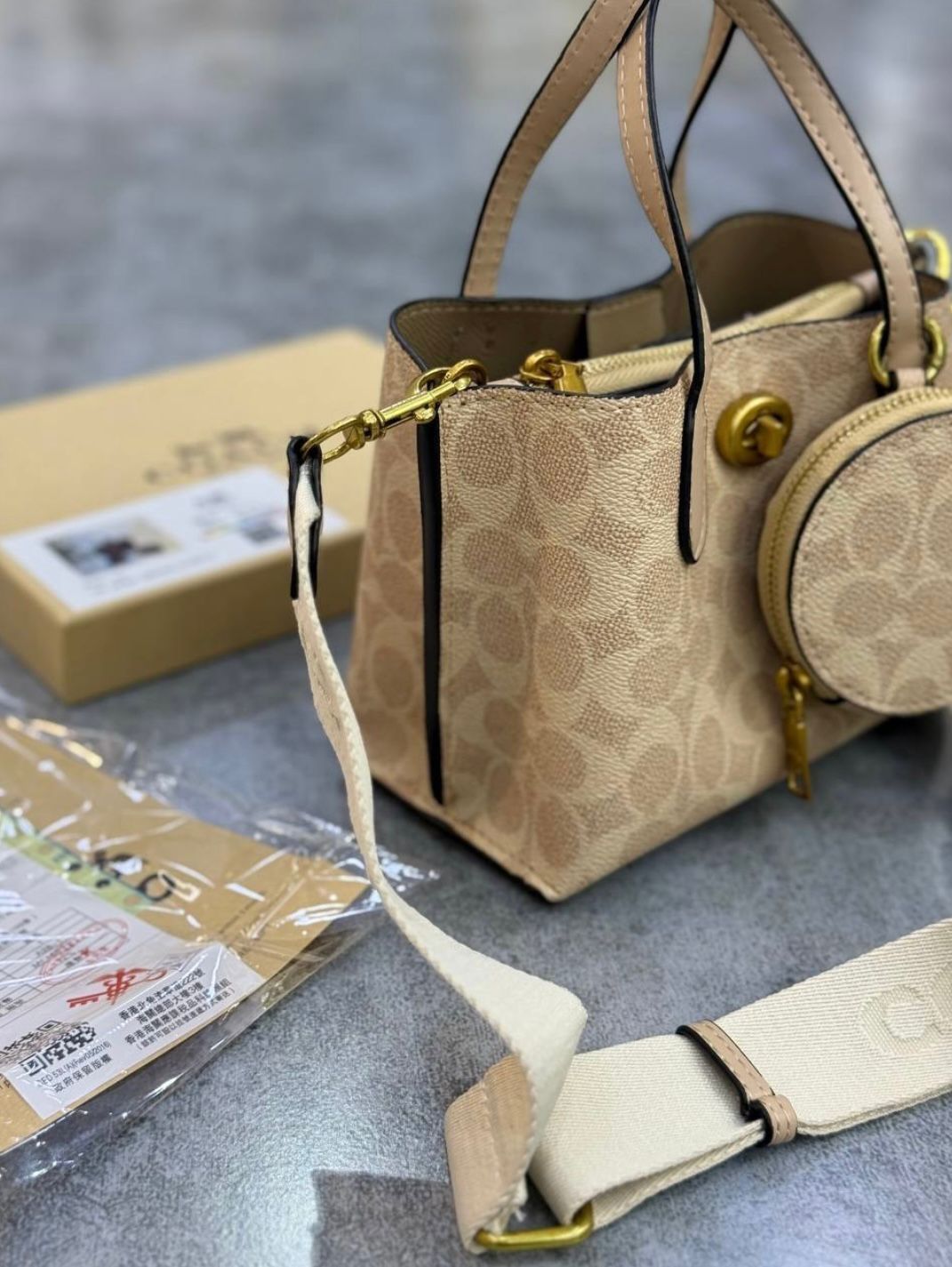 Coach Willow Pochette 18 Crossbody Bag For Women