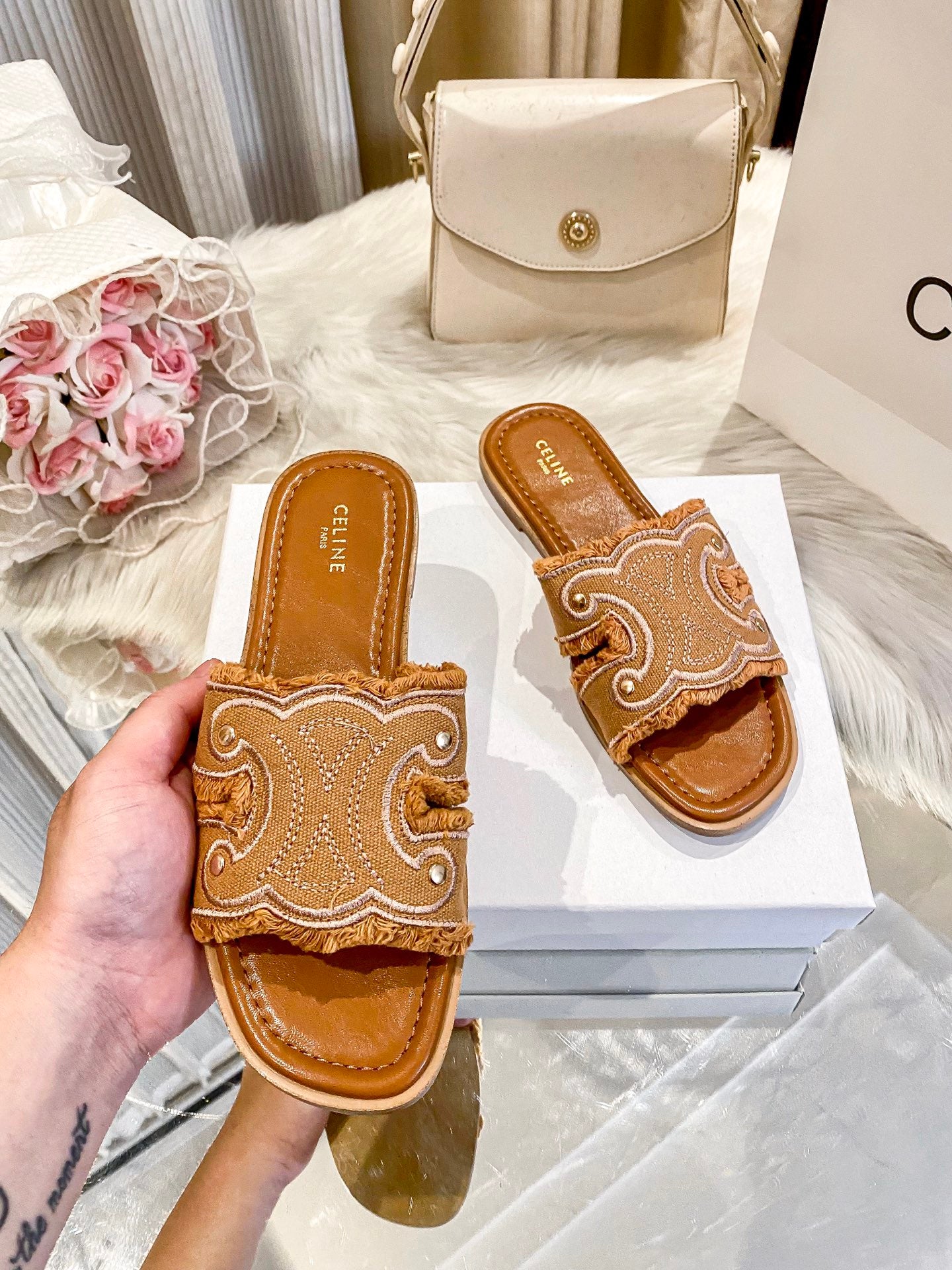 Designer Brand Cel-ine Imported Slide Slippers for Women