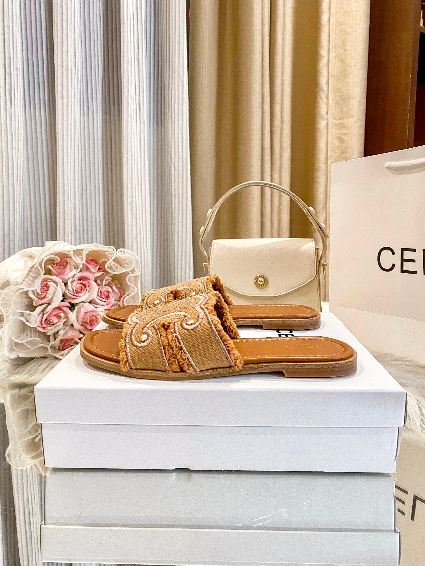 Designer Brand Cel-ine Imported Slide Slippers for Women