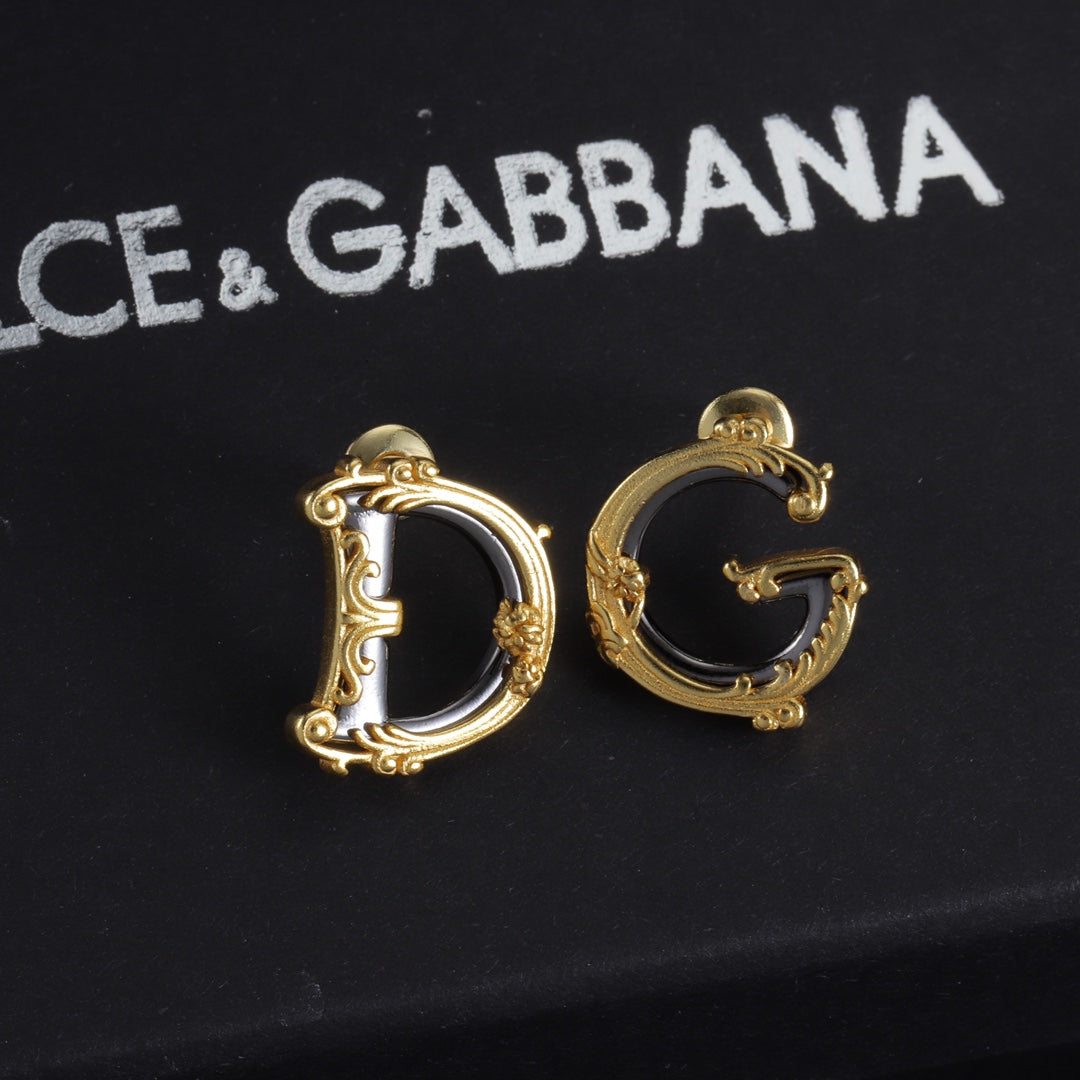 DnG Studs Earrings for Women