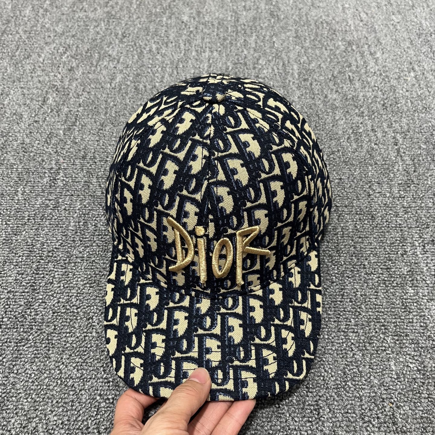 Di0r Cap for Men and Women
