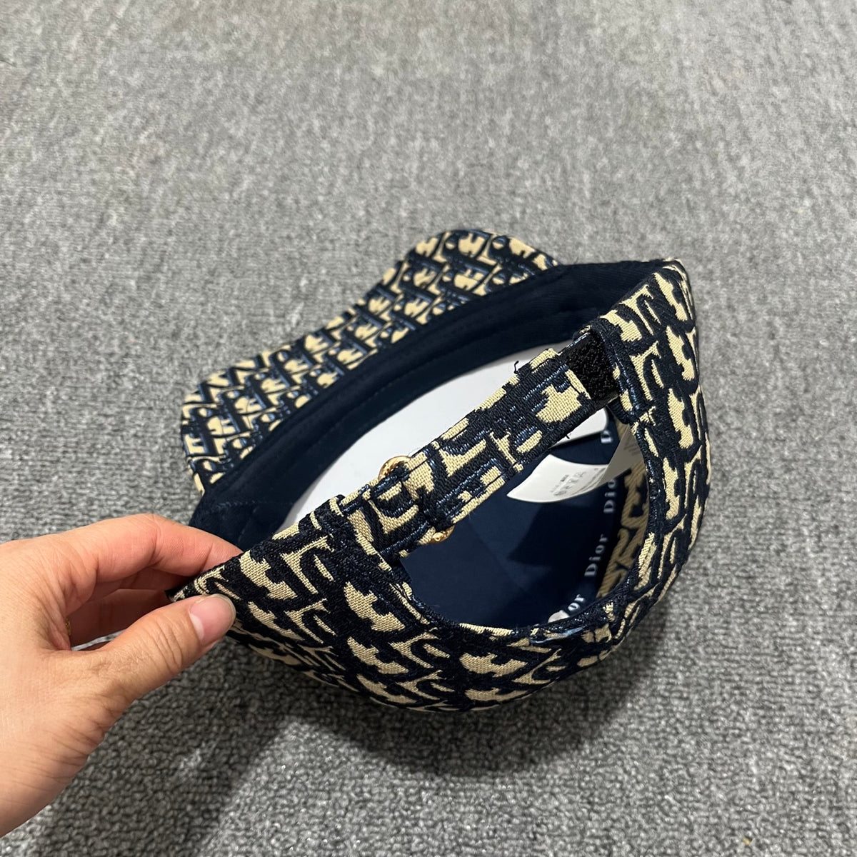 Di0r Cap for Men and Women