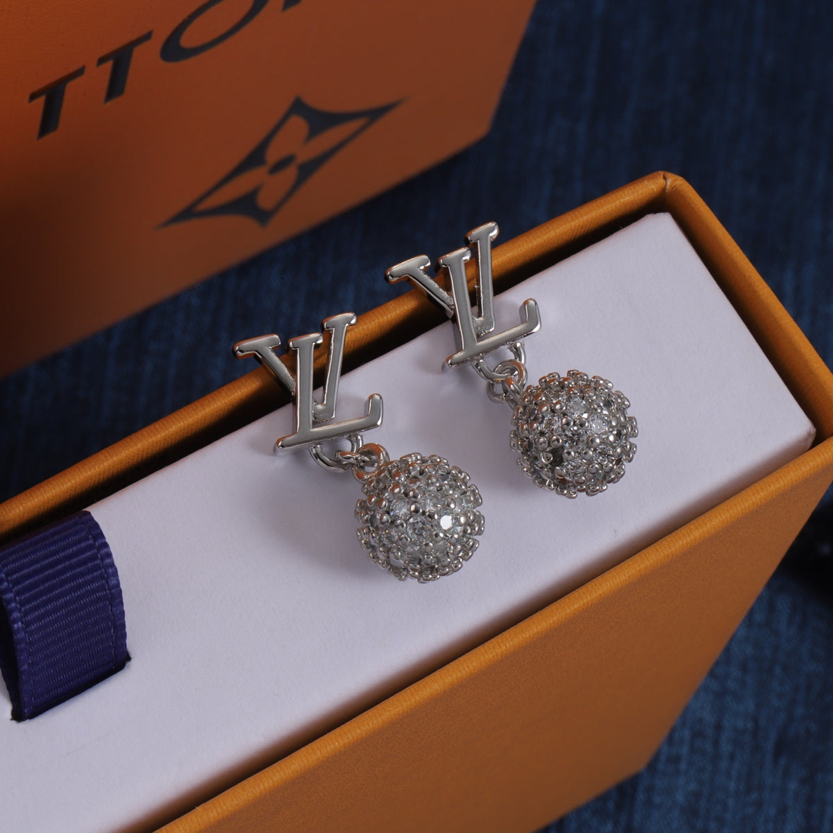 LvE Tear Drop Earrings for Women