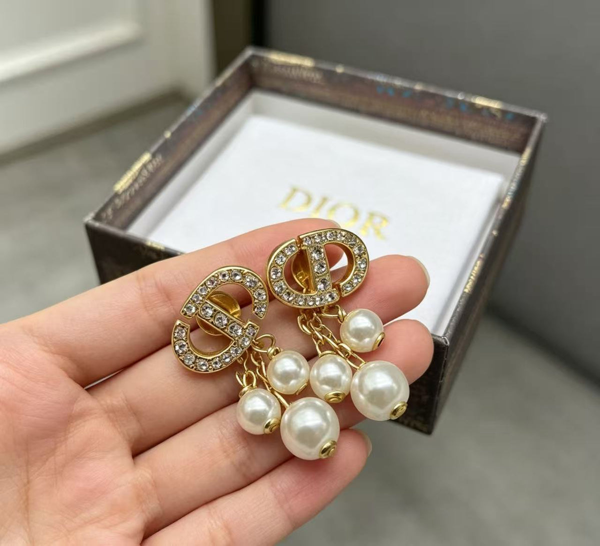 Dior Pearl Drop Earring for Women