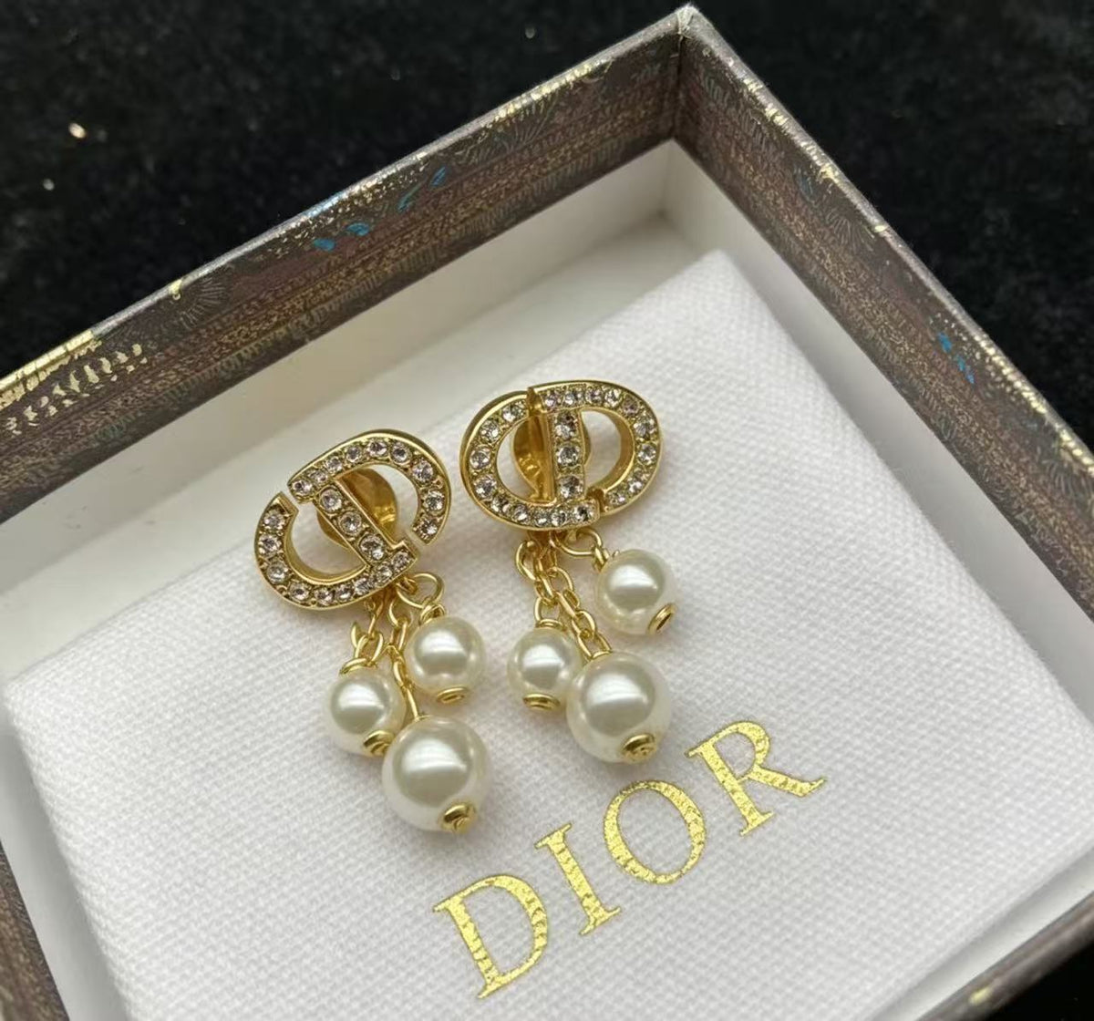 Dior Pearl Drop Earring for Women