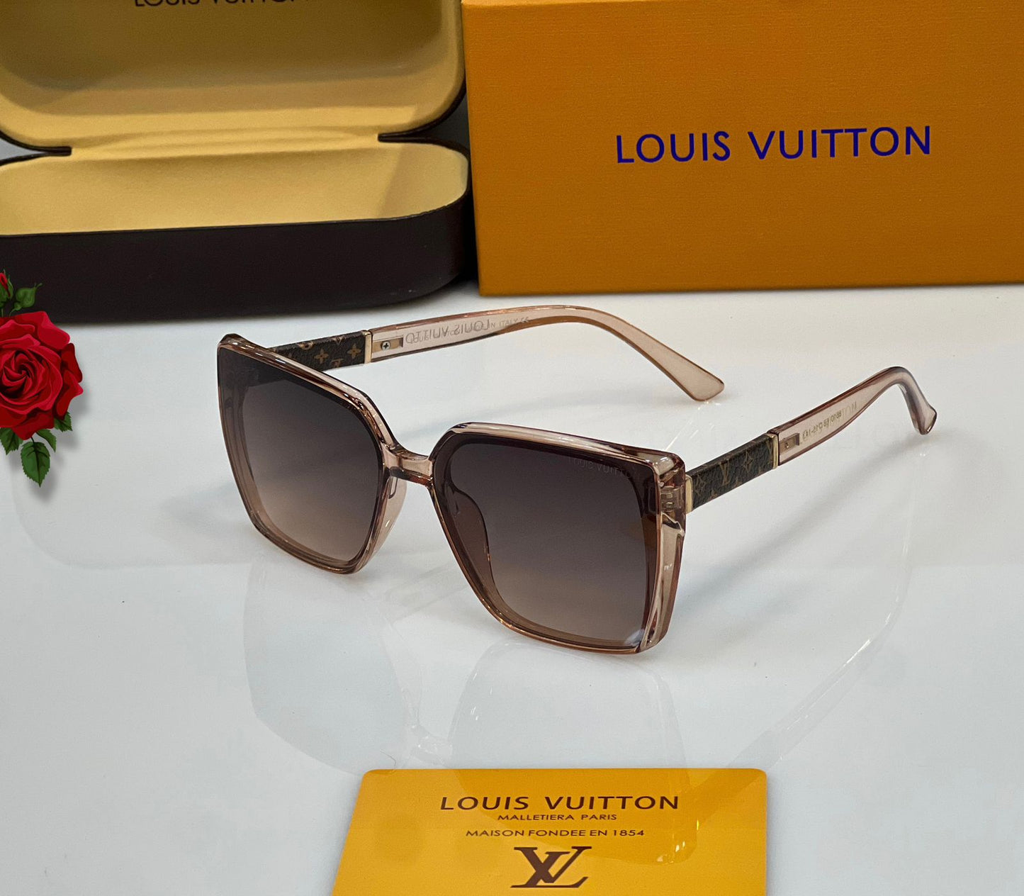 Luxury Brand L-V Lou-is Vui-ton Sunglasses for Men and Women