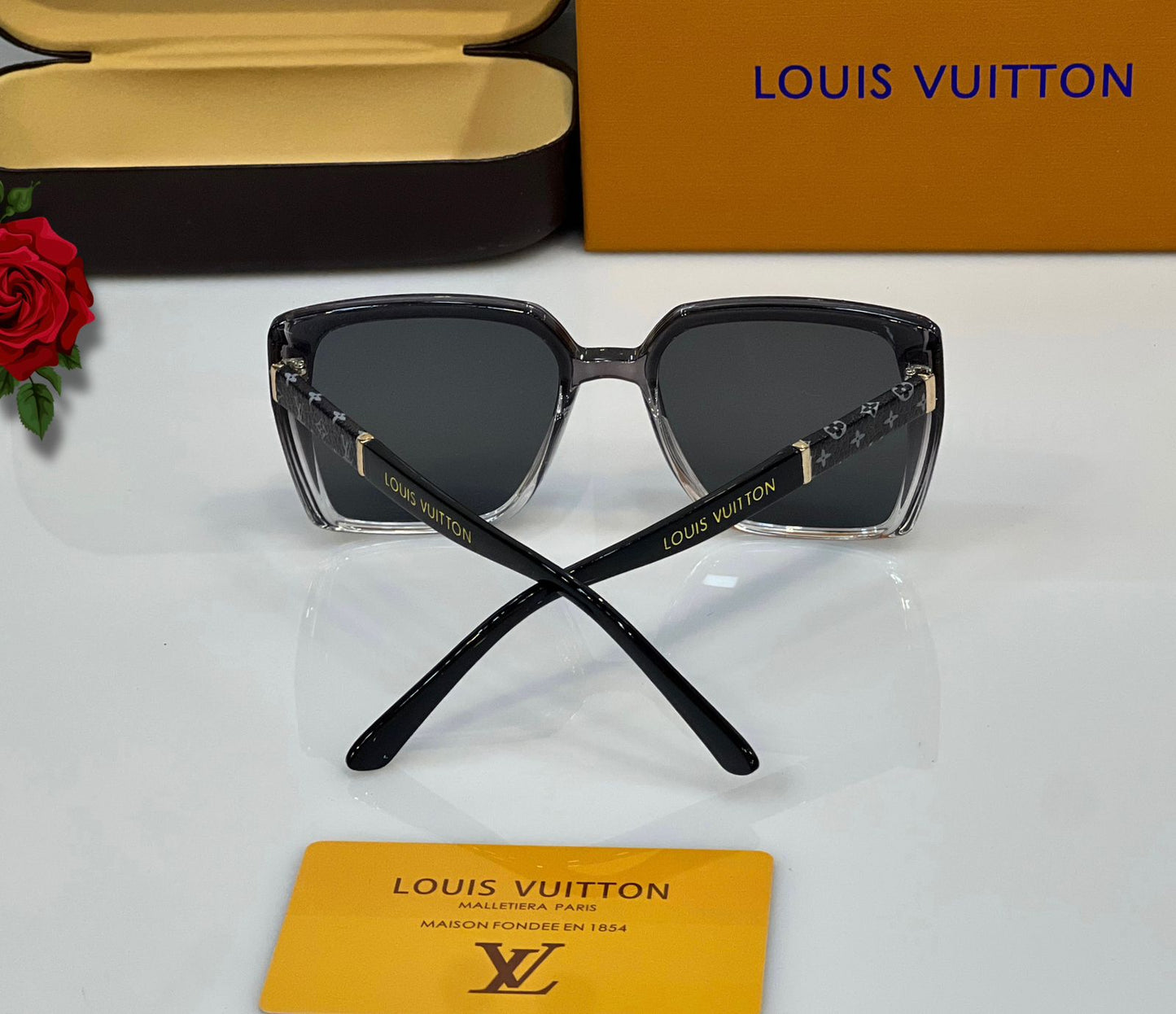 Luxury Brand L-V Lou-is Vui-ton Sunglasses for Men and Women