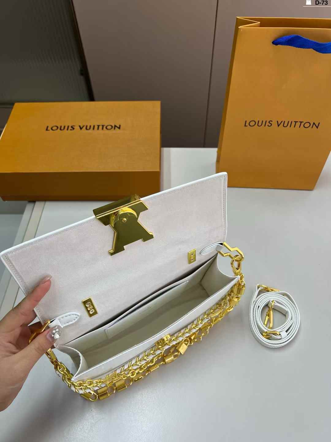 Luxury Brand LV Lou-is Vui-tton Capucines Wallet on Chain Handbag for Women