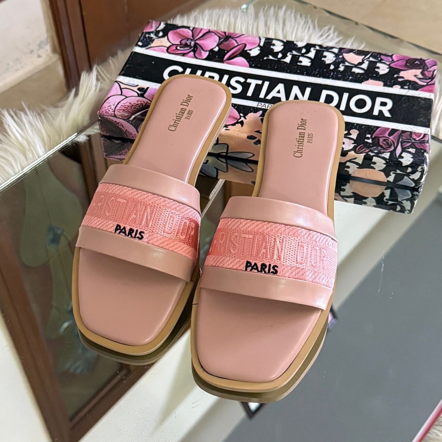 Famous CD Chris-tian Di-or Embroided Slippers for Women
