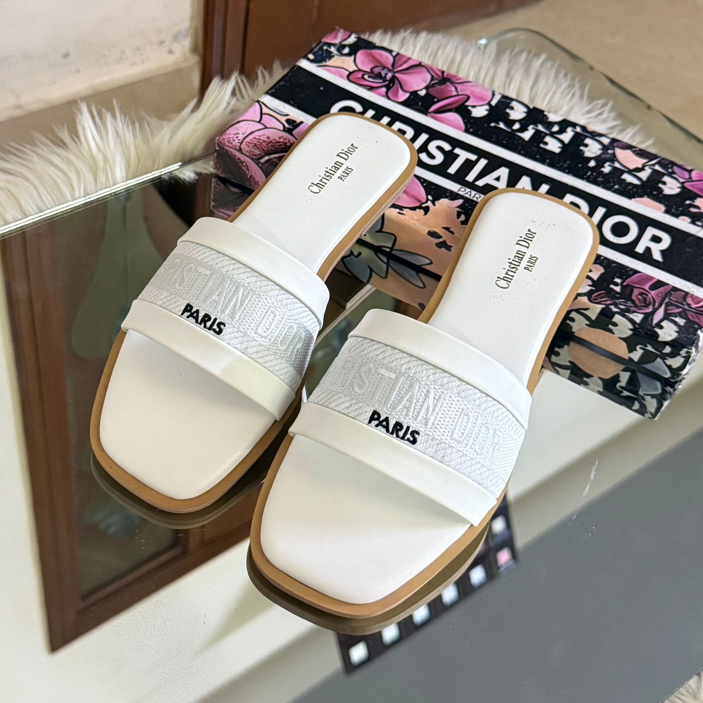 Famous CD Chris-tian Di-or Embroided Slippers for Women