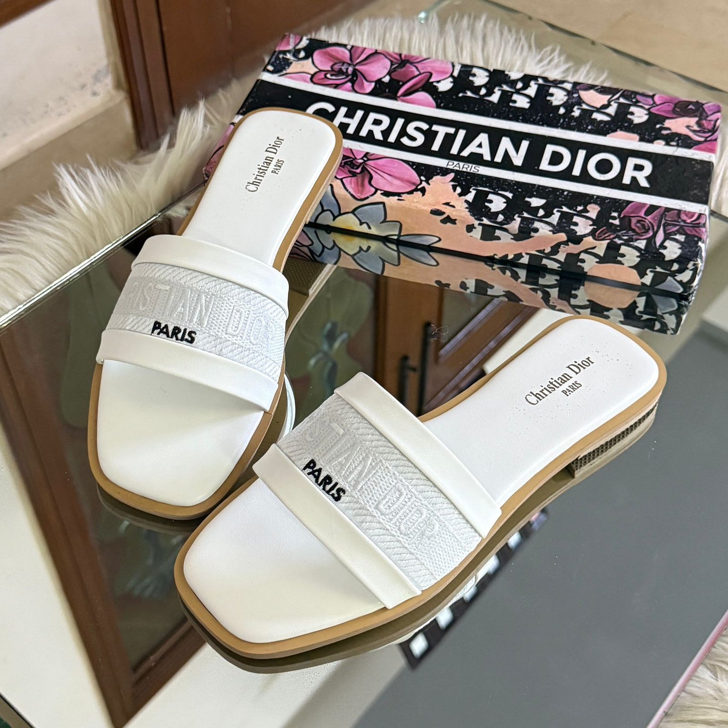 Famous CD Chris-tian Di-or Embroided Slippers for Women