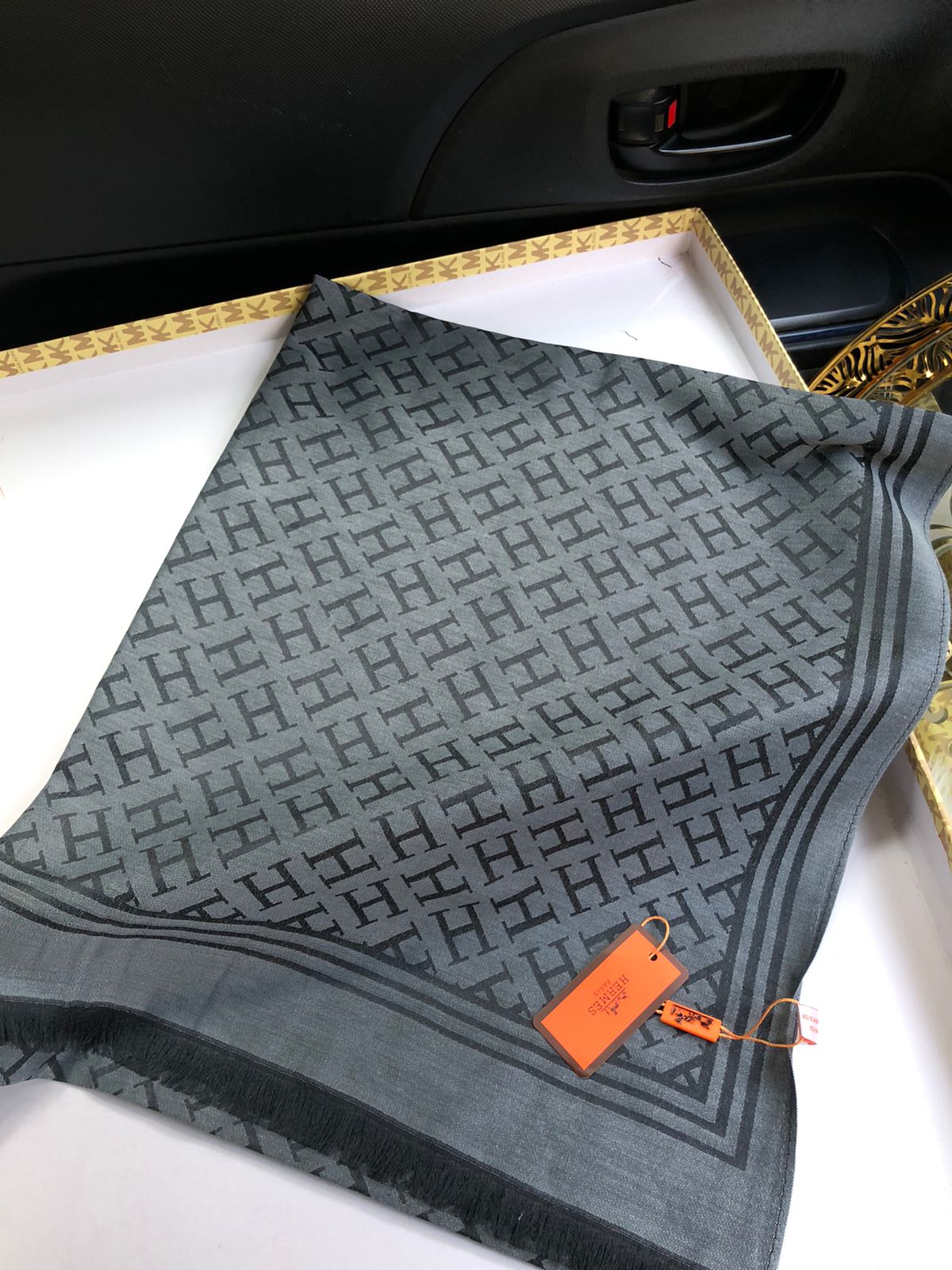 Her-mes Silk Shawl for Women