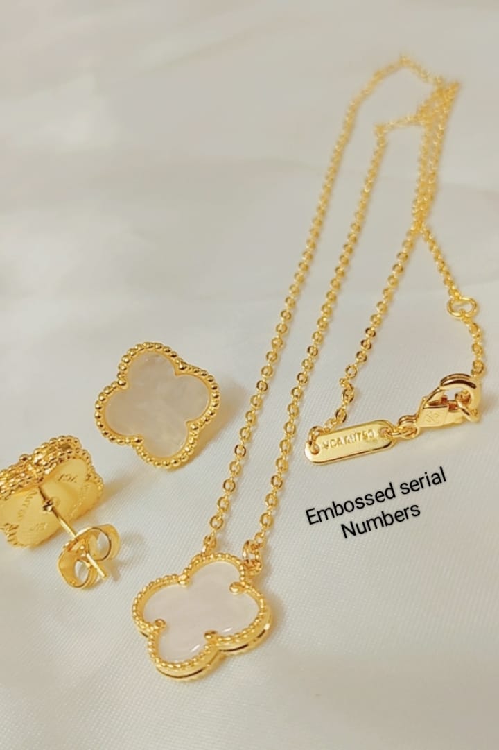 Van Cleef and Arpels Necklace &amp; Earrings set for Women