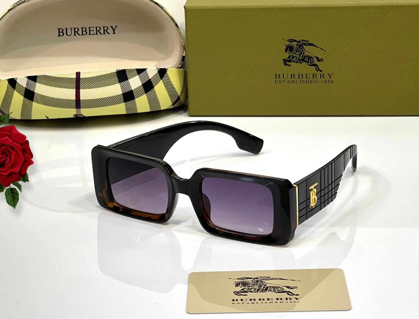 Famous Brand Bur-berry Sunglasses for Men and Women Unisex model