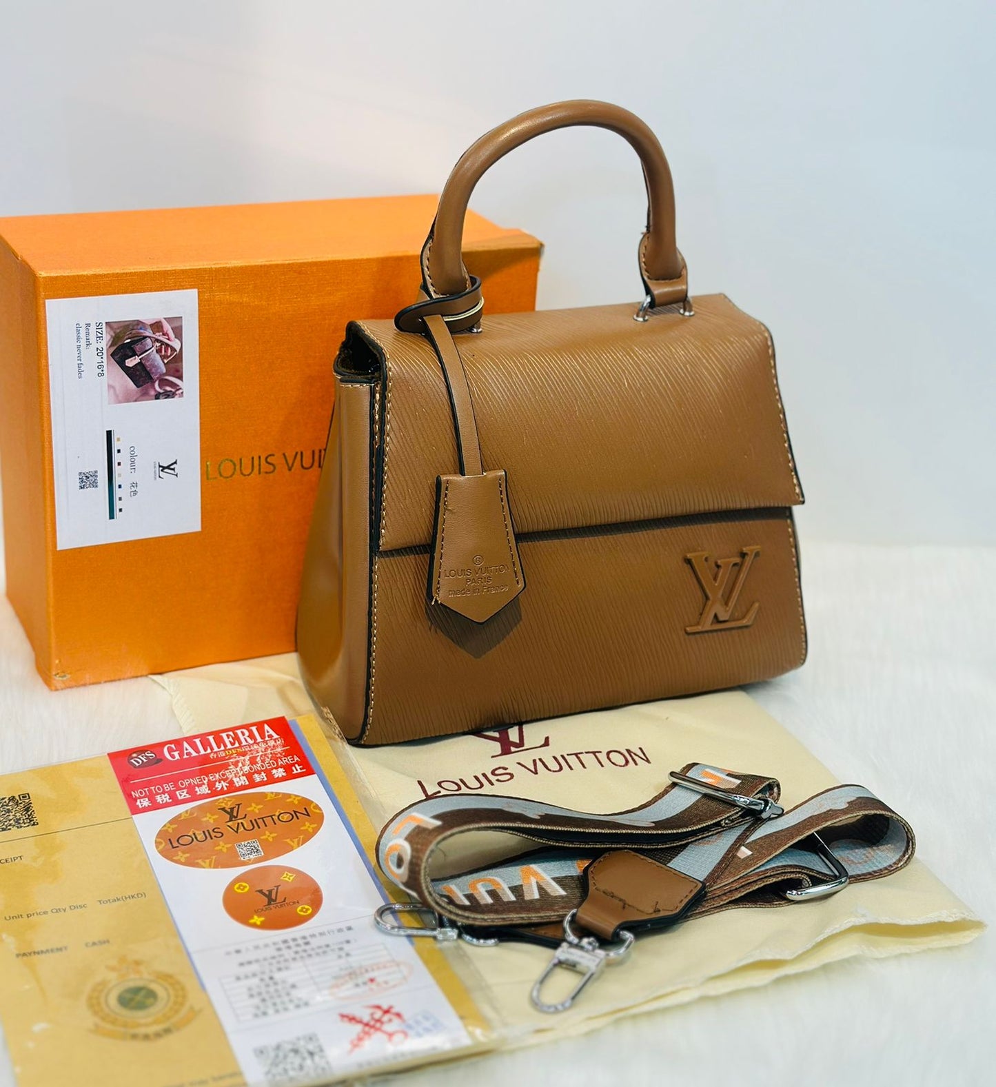 Luxury Brand L-V Lou-is Vui-tton  Cluny Crossbody Bag for Women