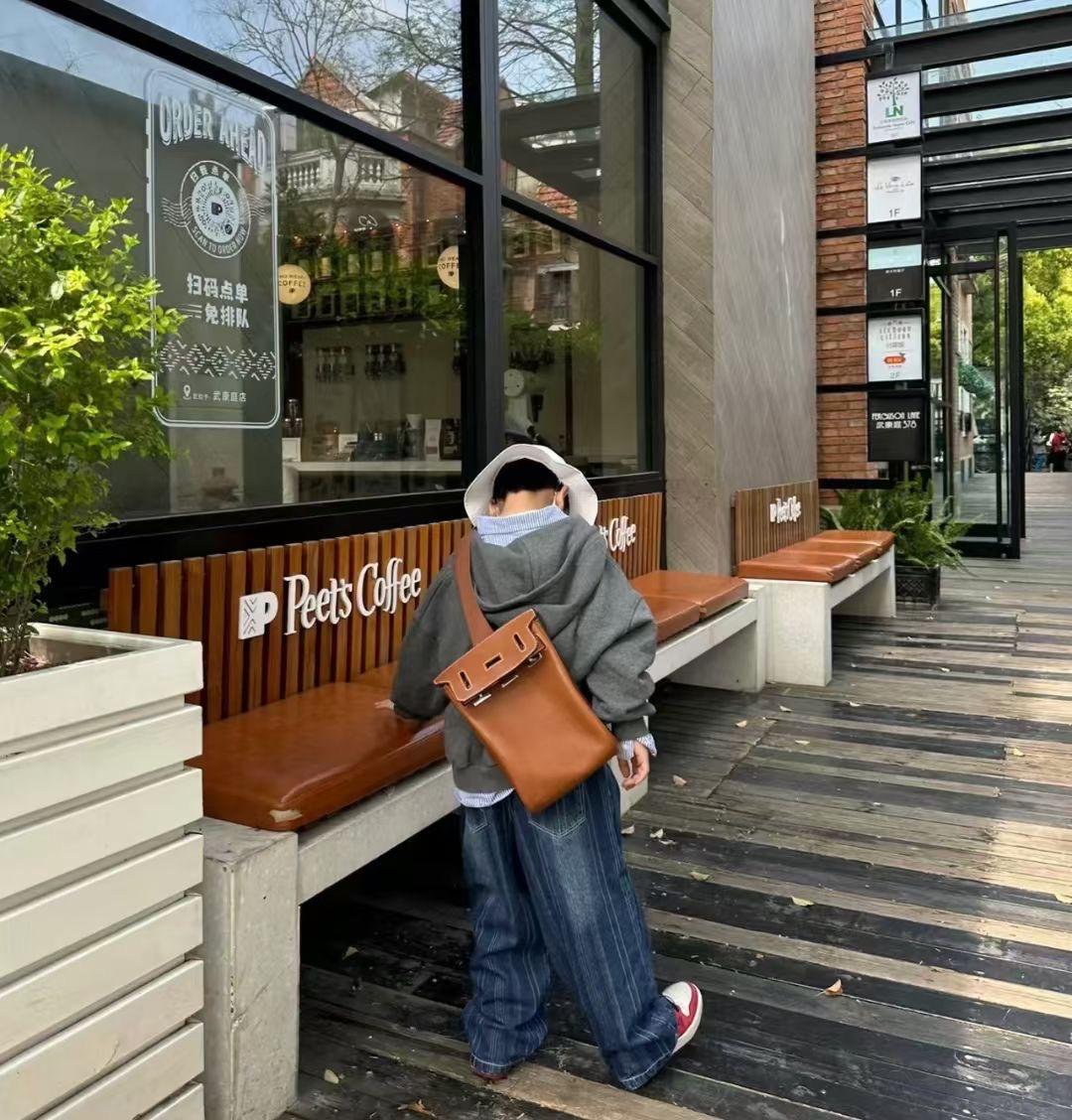 Luxury Brand Herm-es Unisex Crossbody Bag for Men and Women Pre Order