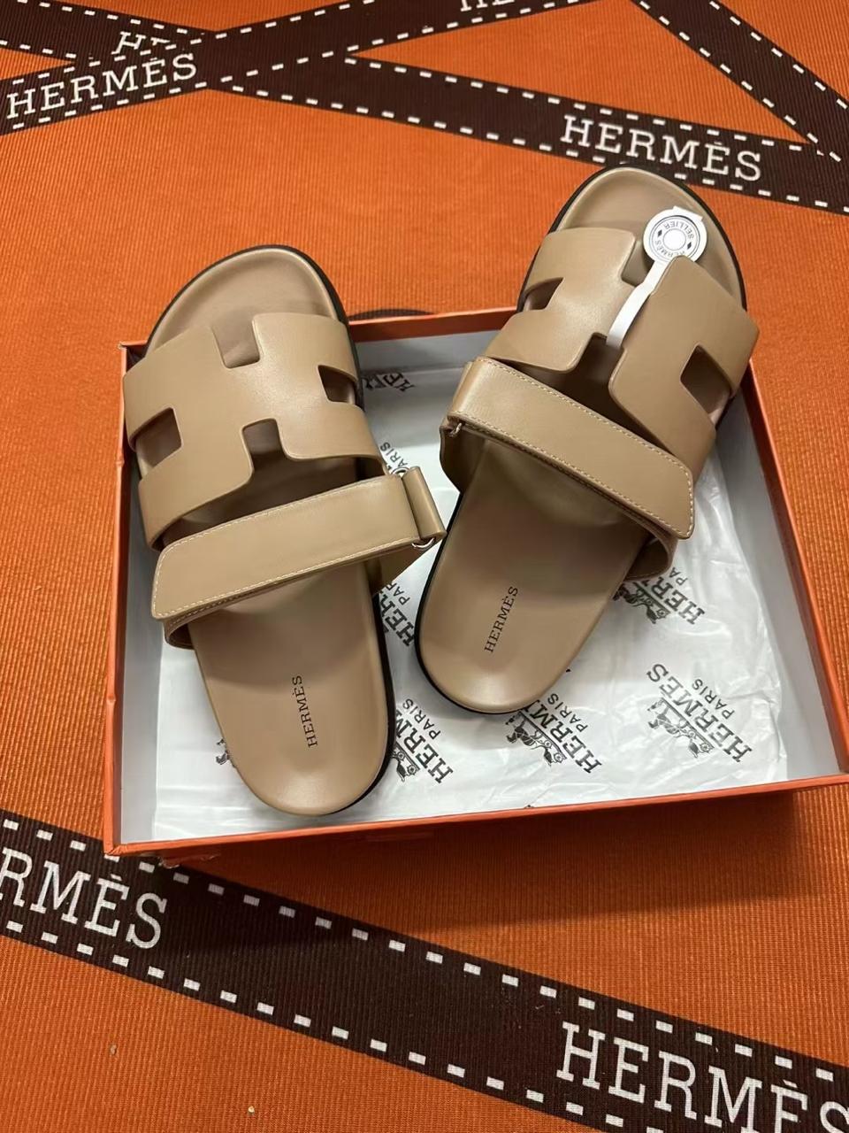Premium Quality Her-mes Chypre Sandals for Men and Women (pre-order)