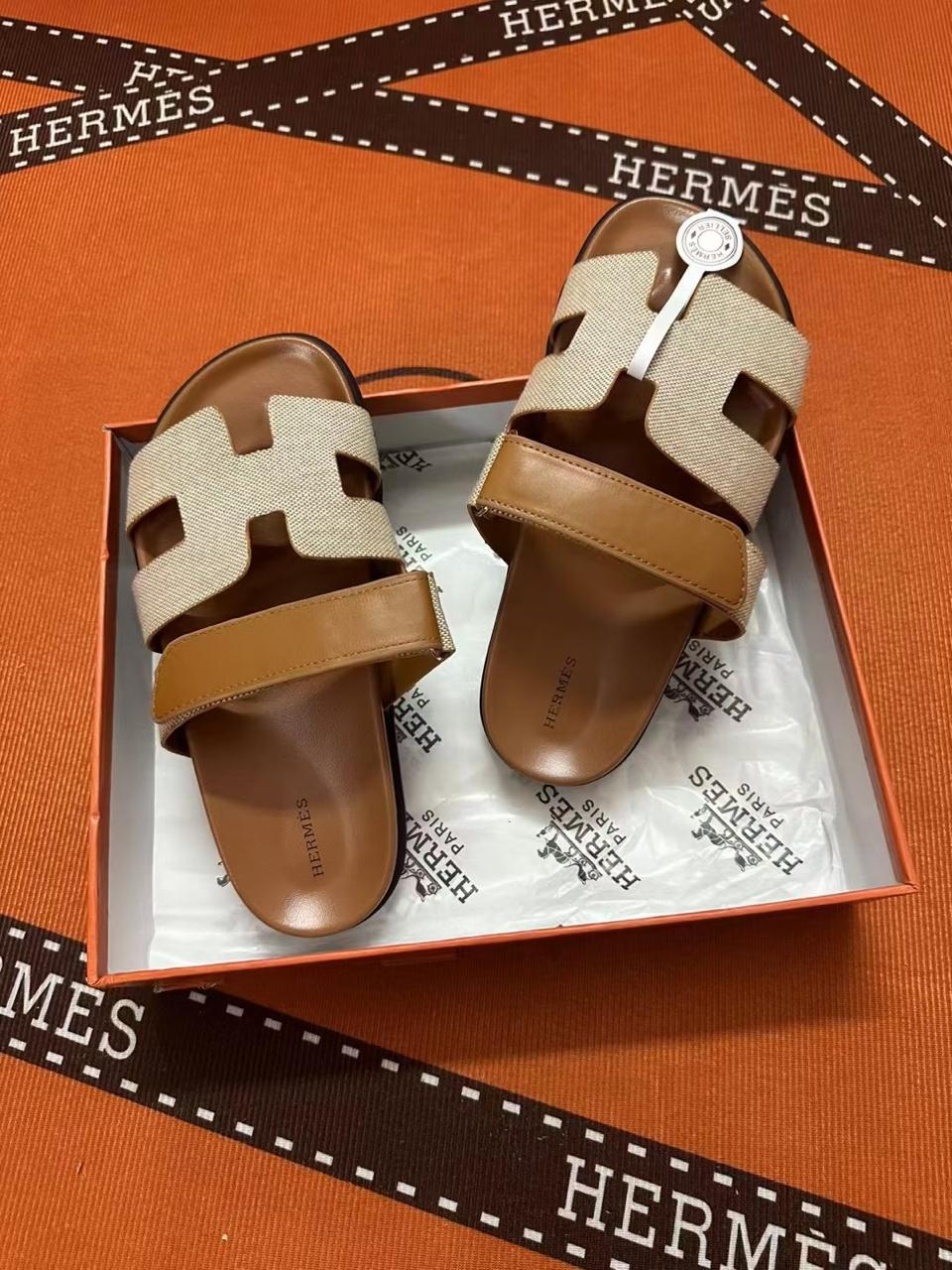 Premium Quality Her-mes Chypre Sandals for Men and Women (pre-order)