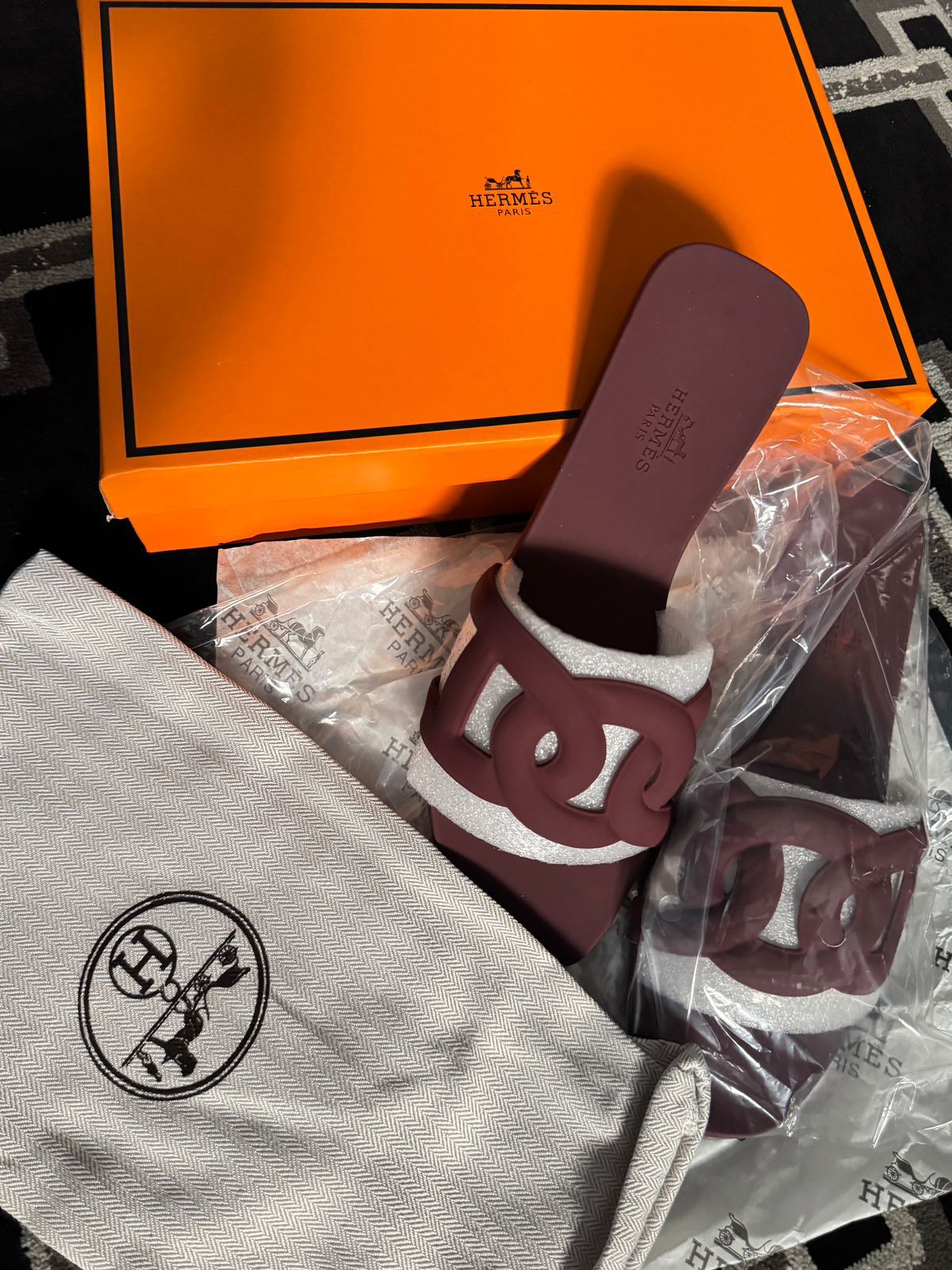 Luxury Her-mes Aloha Slides for Women