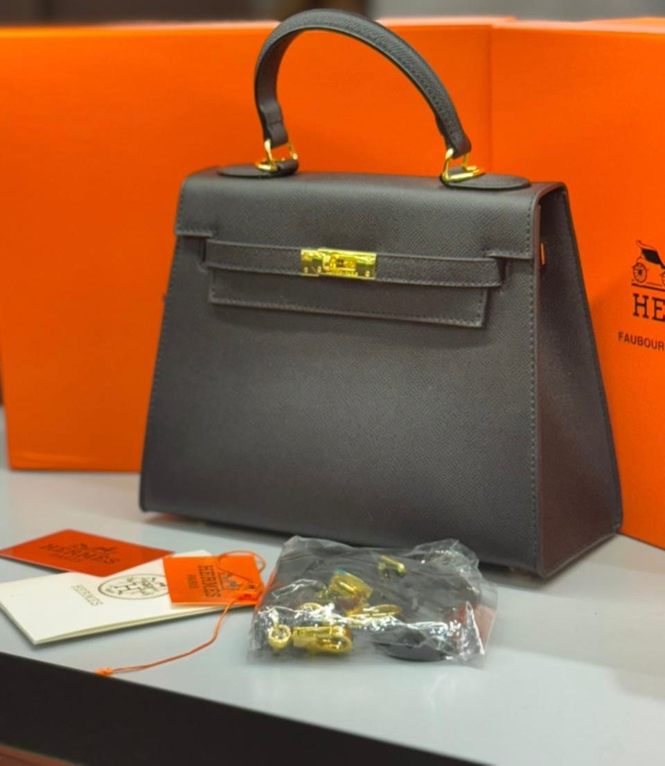Famous Her-mes Kelly 28cm (6 Colors) Handbag for Women