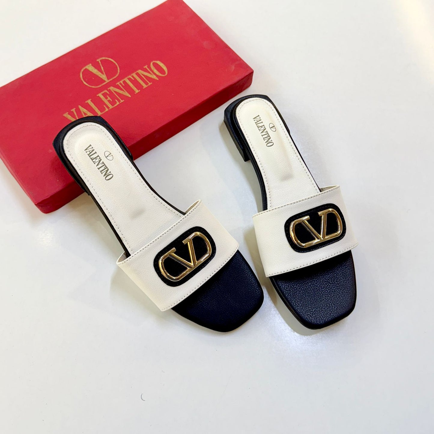 Vel-en-tino Slippers for Women