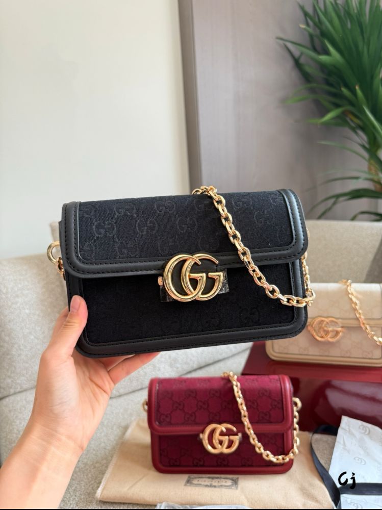 Famous G g Guci Go Shoulder bag for WOmen