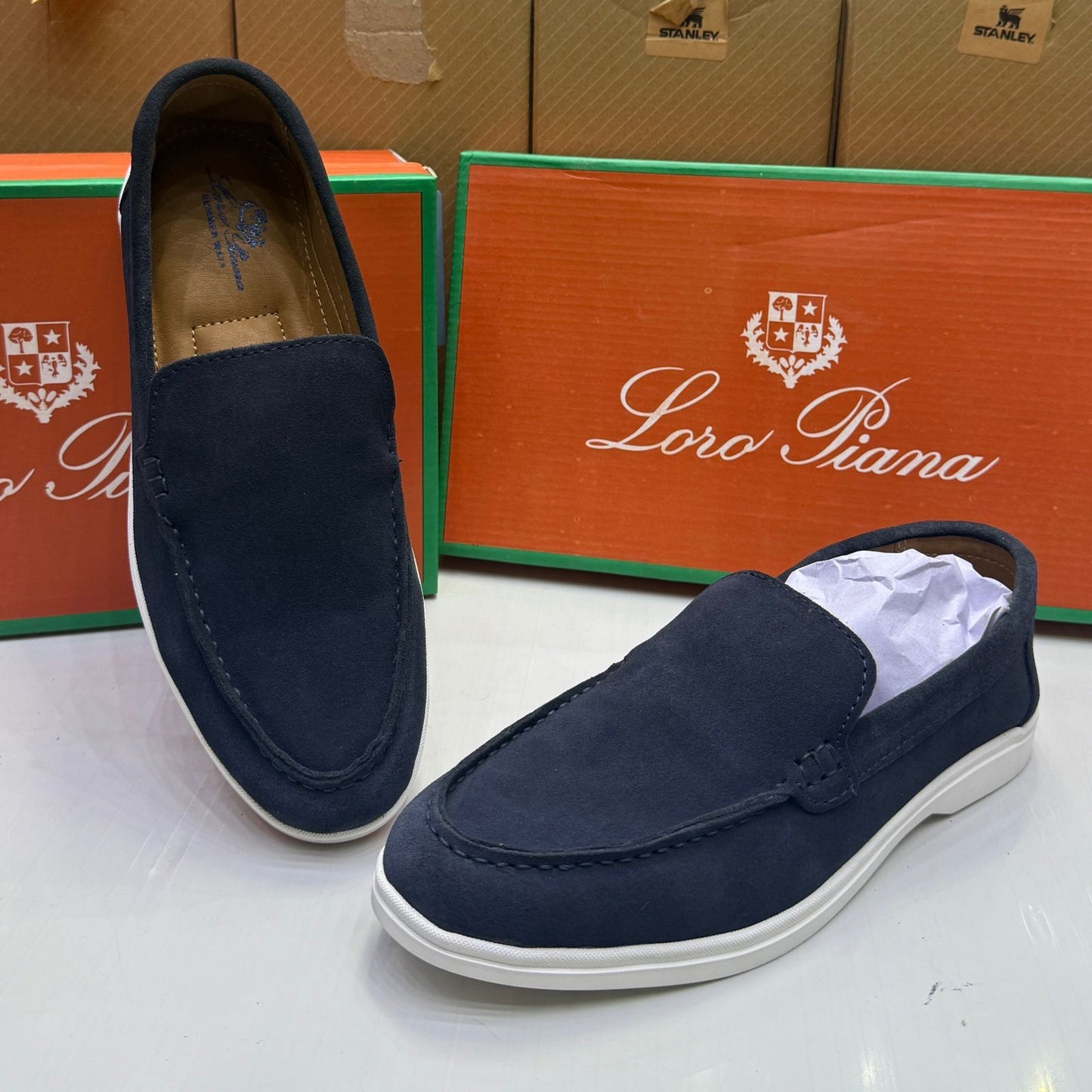 Lo ro Pia na Royal Blue Color Shoes for Men and Women