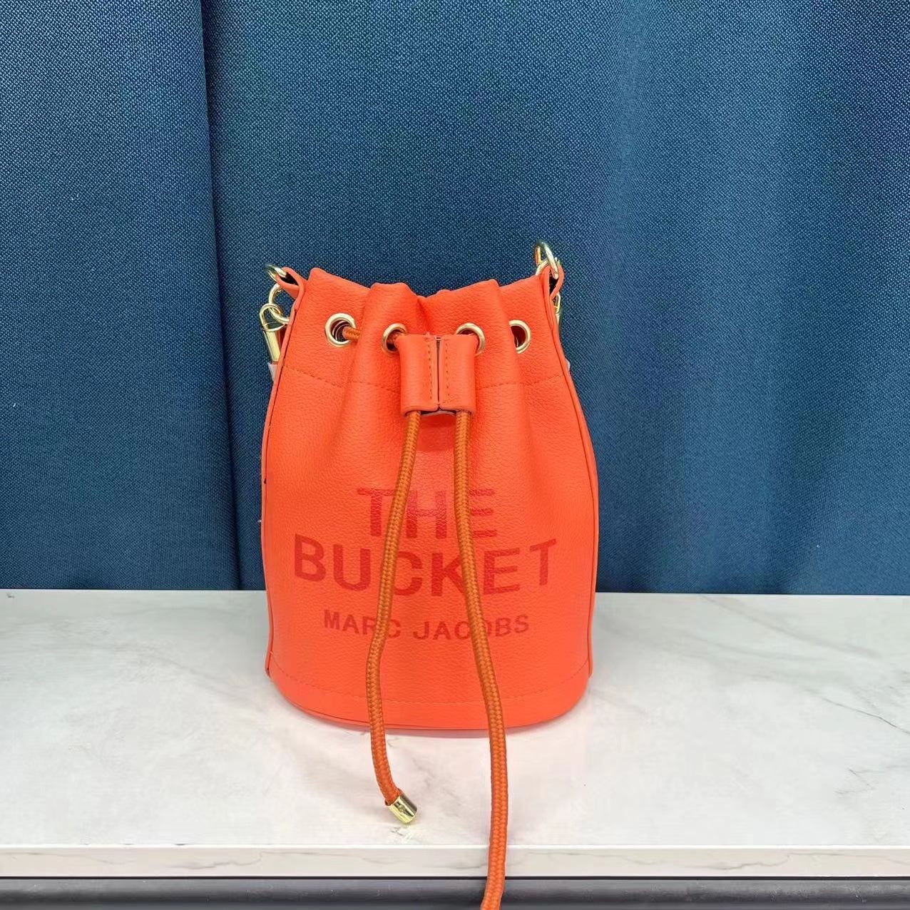 Trendy M-J Ma-rc Ja-cob Bucket bag for Women