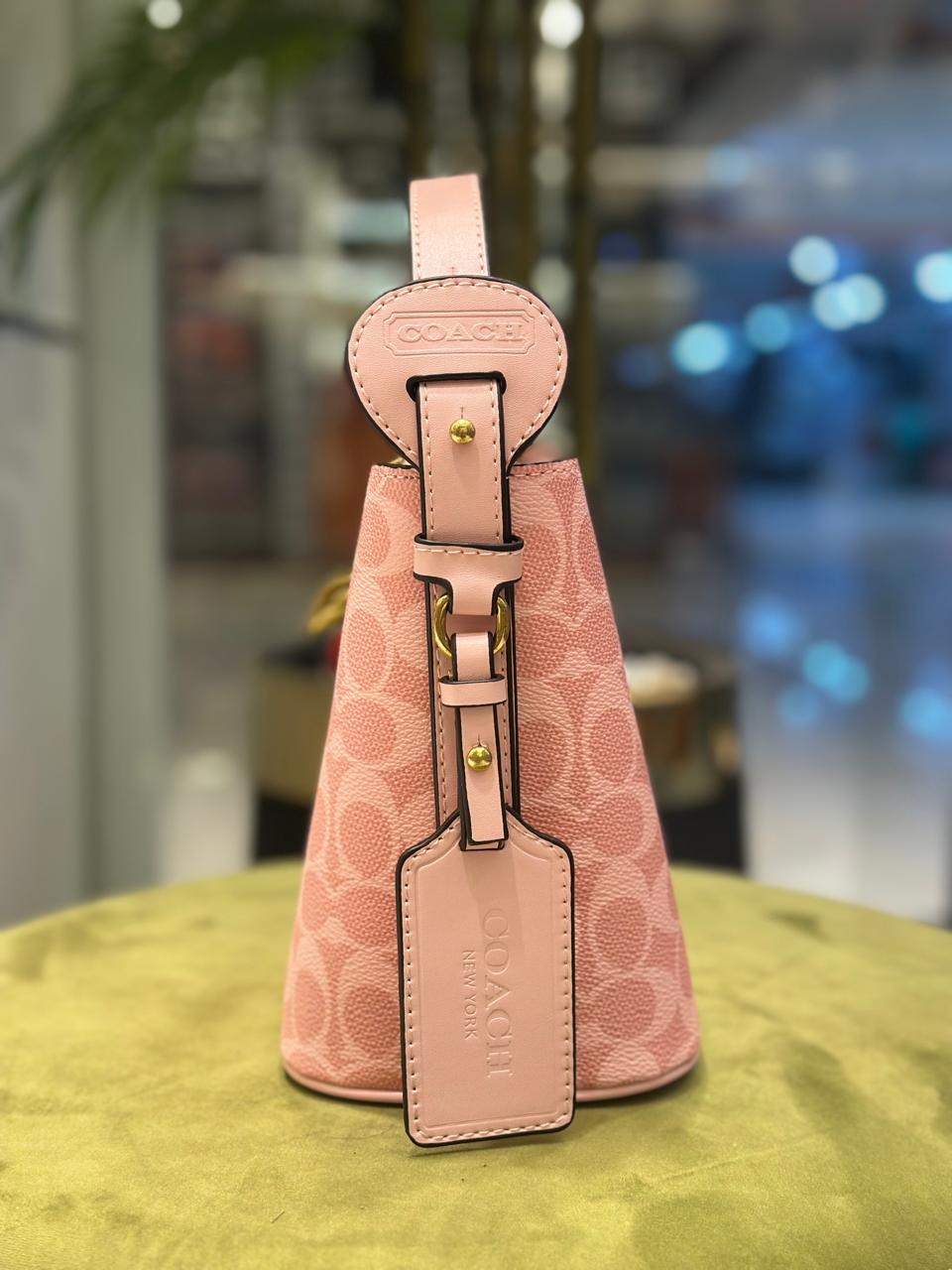 Famous Co-ach Pink Bucket bag for Women