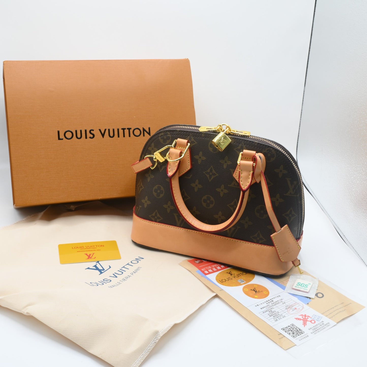 Famous Lve Alma Medium Size Shoulder bag for Women