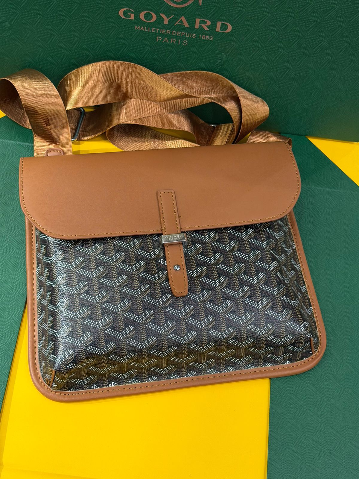 Trending Go Yard Coursier Messenger bag for Men and Women