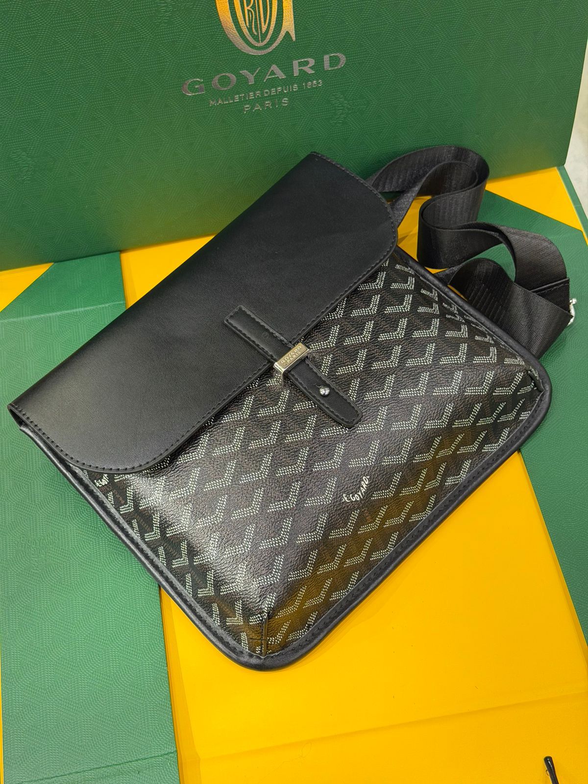 Trending Go Yard Coursier Messenger bag for Men and Women