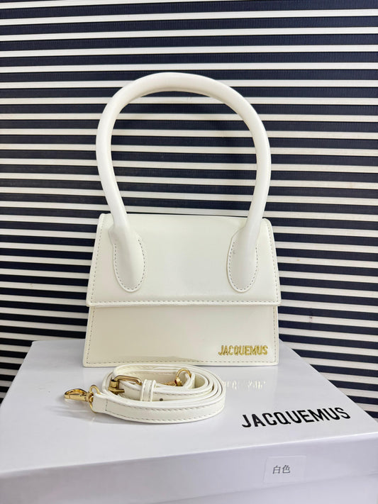 Jacq-uemus Le Chiquito Moyen Handbag for Women