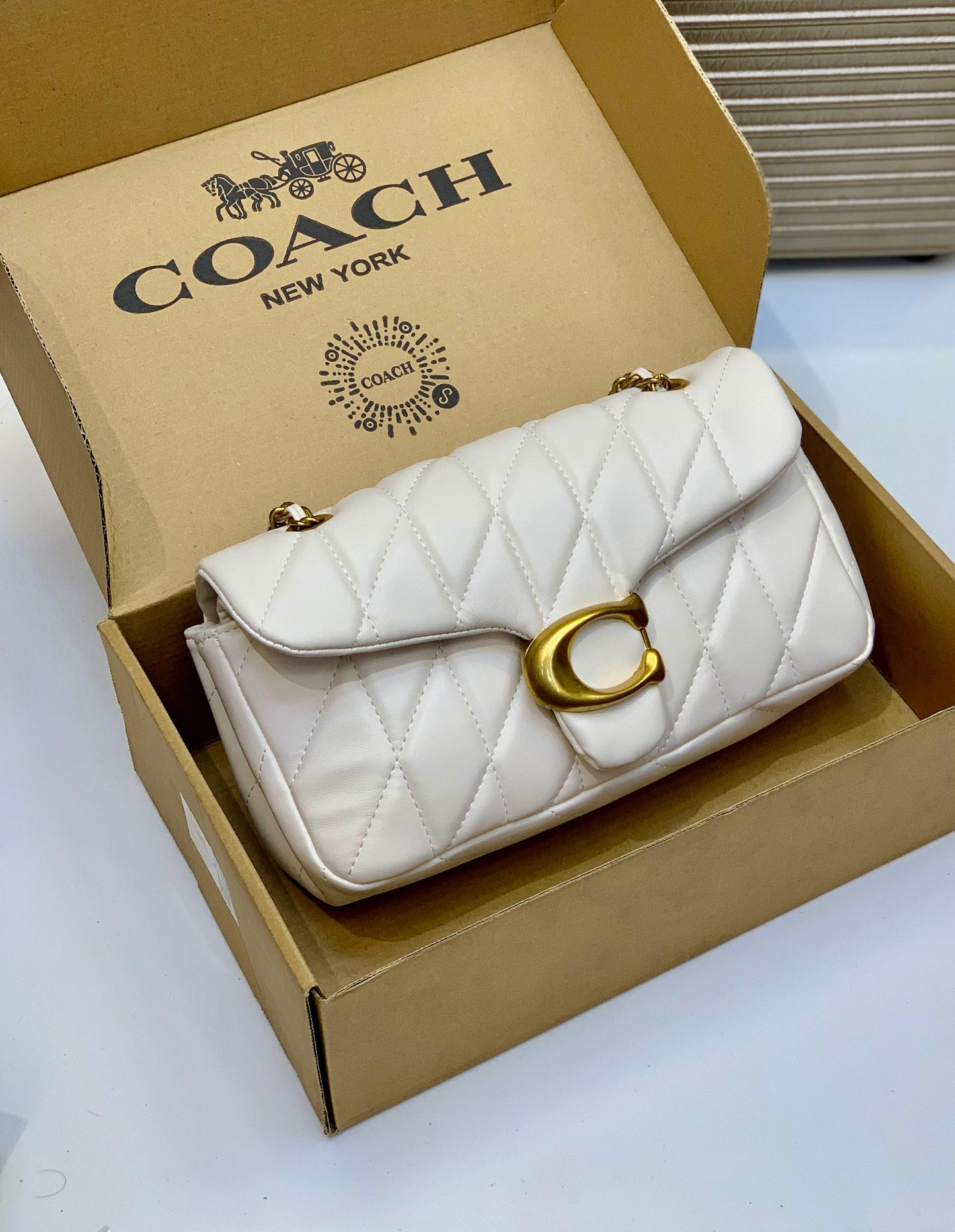 Coch Quilted Tabby 26 Shoulder bag for Women