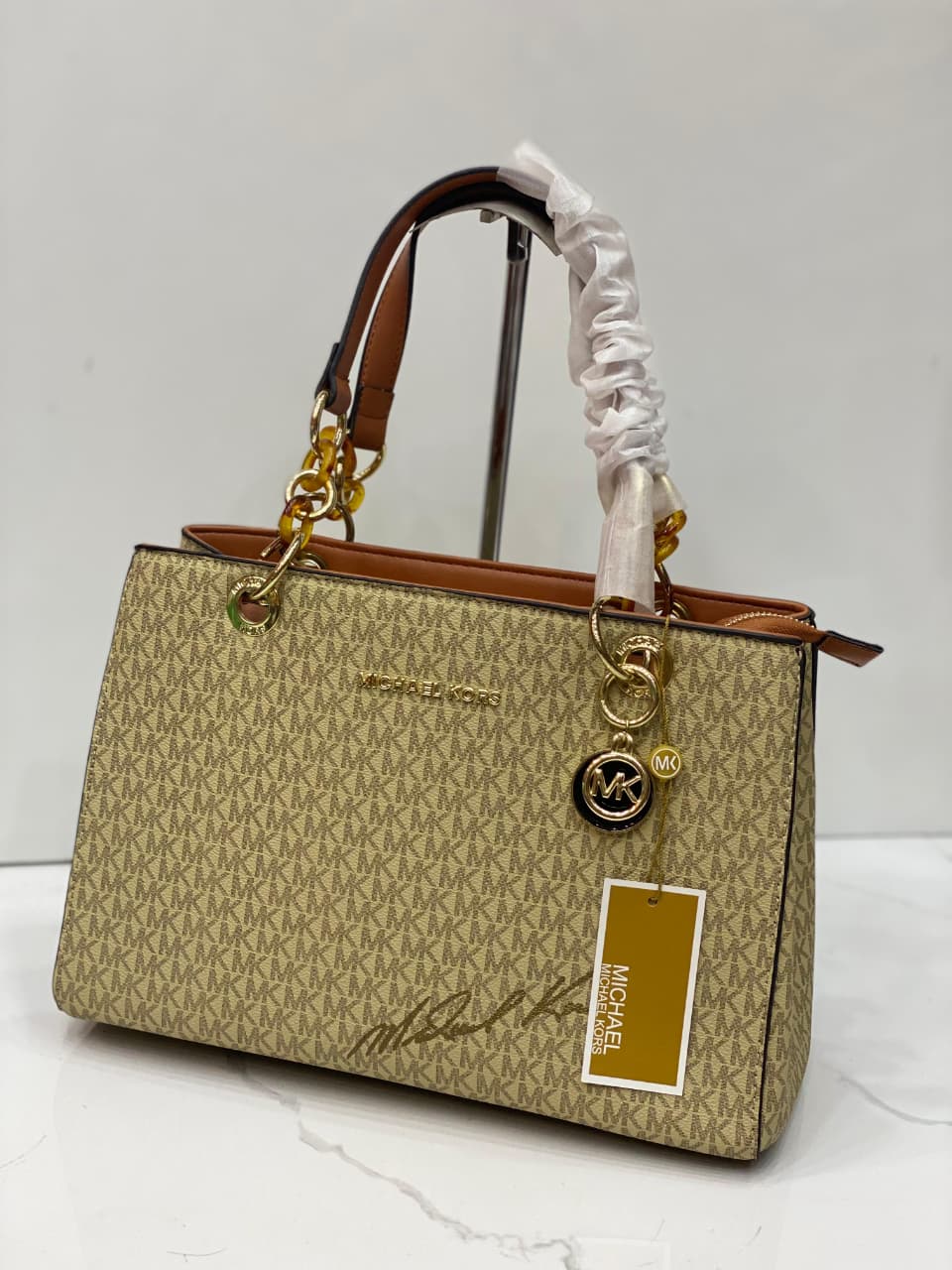 Famous M K Shoulder bag for Women