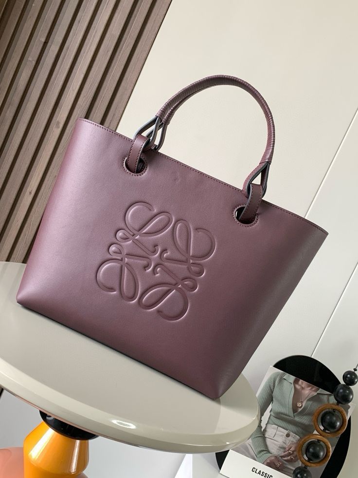 Loe We Tote bag for Women